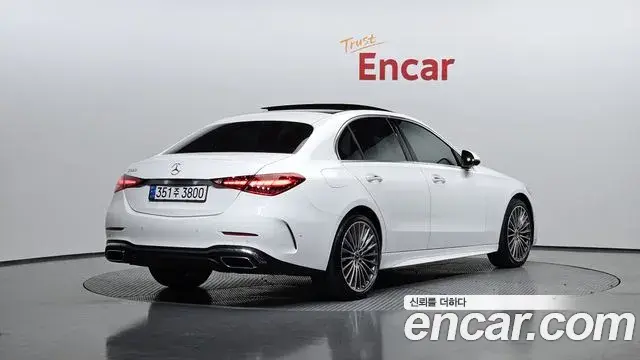 Mercedes-Benz C-Class 2022 — Photo 15/20