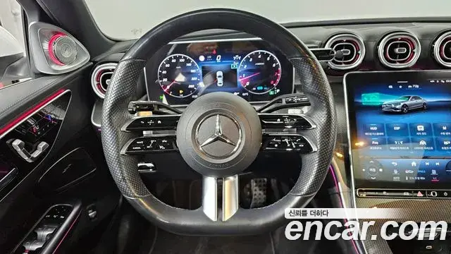 Mercedes-Benz C-Class 2022 — Photo 4/20