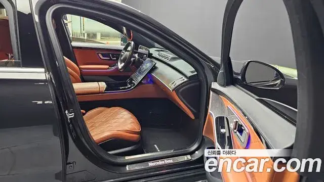 Mercedes-Benz S-Class 2022 — ფოტო 14/20