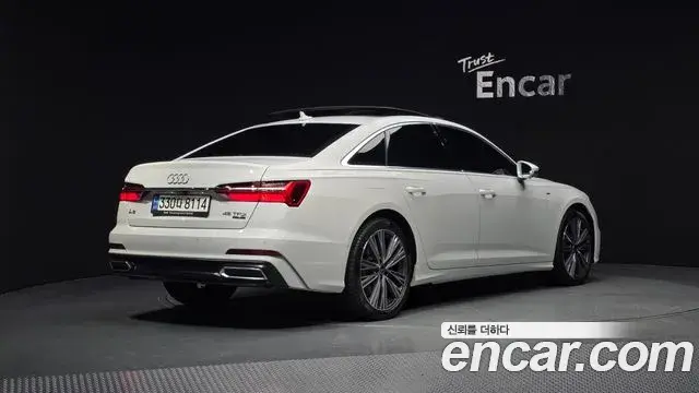 Audi A6 2022 — Photo 2/20