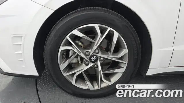 Hyundai Sonata Hybrid 2022 — Şəkil 19/20