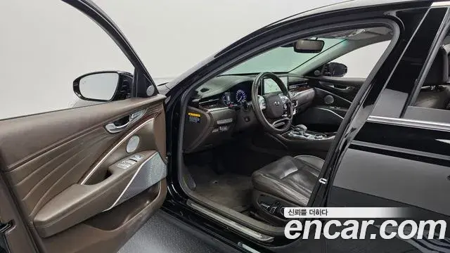 Kia The K9 2018 — Photo 10/20
