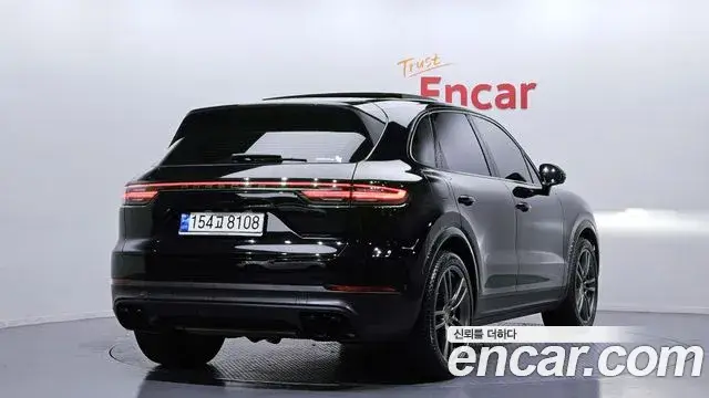 Porsche Cayenne, 2023