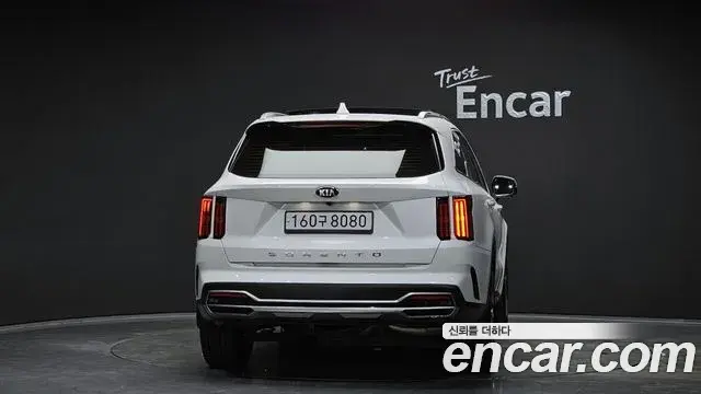 Kia Sorento 2020 — Photo 17/20
