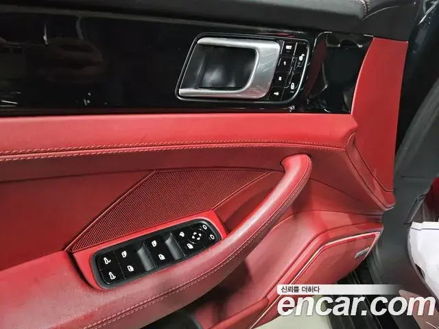 Porsche Panamera 2018 — Photo 20/20