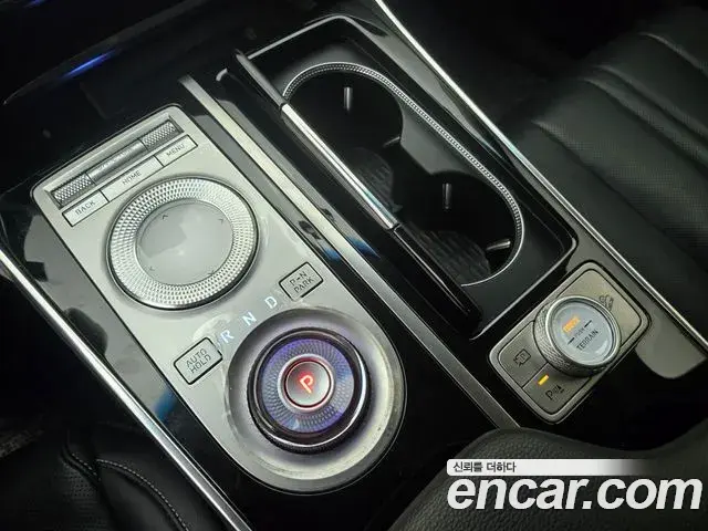 Genesis GV80 2021 — Photo 7/20