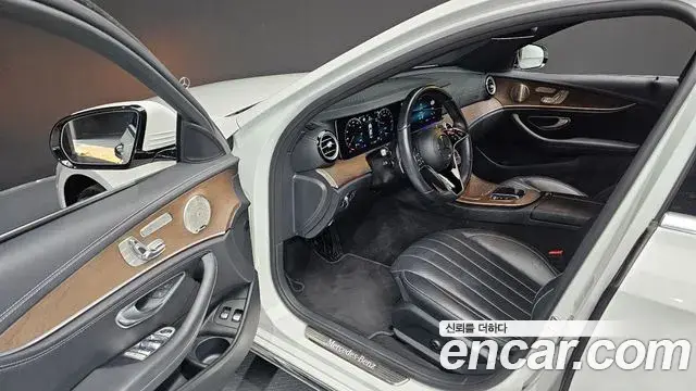 Mercedes-Benz E-Class 2022 — Şəkil 16/20