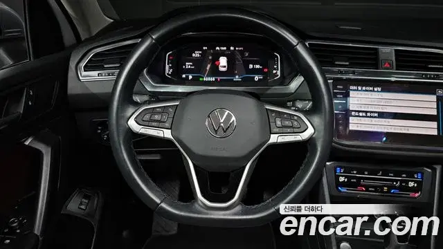 Volkswagen Tiguan Allspace 2023 — Фото 14/20