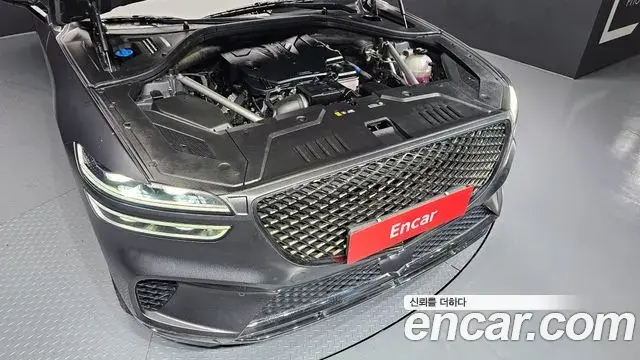 Genesis GV70 2021 — Şəkil 14/20