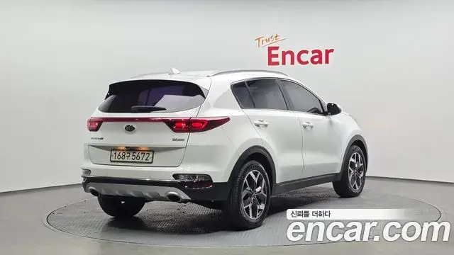 Kia Sportage The Bold 2019 — Фото 2/20