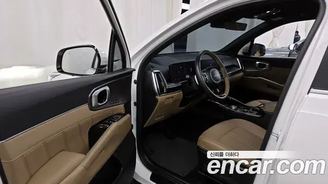 Kia Sorento 2025 — Photo 8/20