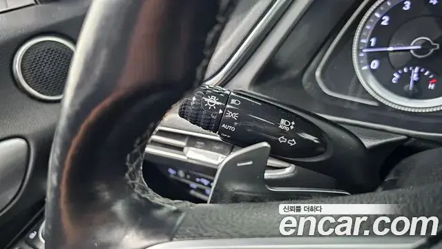 Hyundai Sonata Hybrid 2020 — Şəkil 10/20