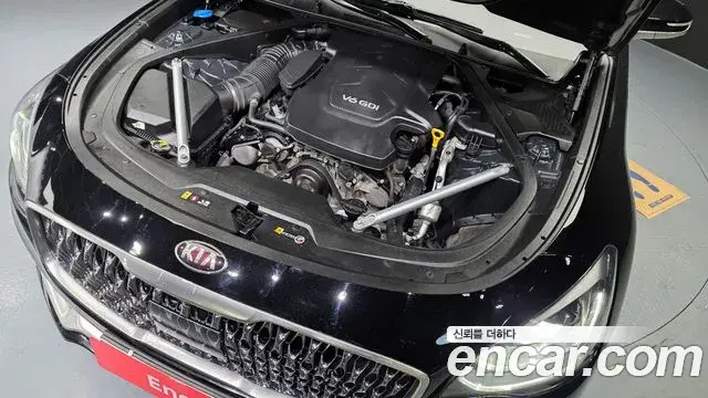 Kia The K9 2018 — Photo 18/20