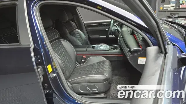 Genesis G90 2022 — ფოტო 4/20