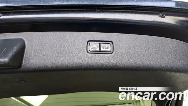 Genesis GV80 2021 — Photo 22/37