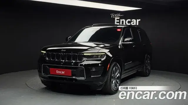 Jeep Grand Cherokee 2022 — ფოტო 6/32
