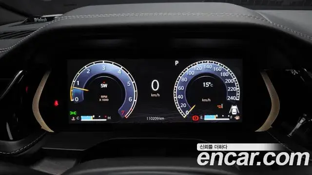 Jeep Grand Cherokee 2022 — ფოტო 24/32