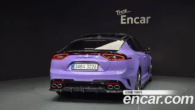 Kia Stinger 2019 — Photo 32/33