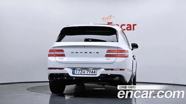 Genesis GV80 2020 — ფოტო 12/42