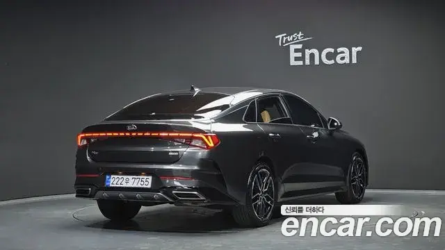 Kia K5 2020 — Şəkil 12/20