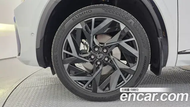 Renault Samsung Grand Koleos 2024 — Photo 3/31