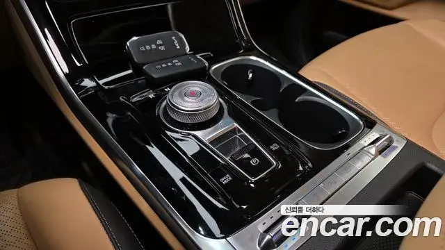 Kia Carnival 2023 — Photo 9/20