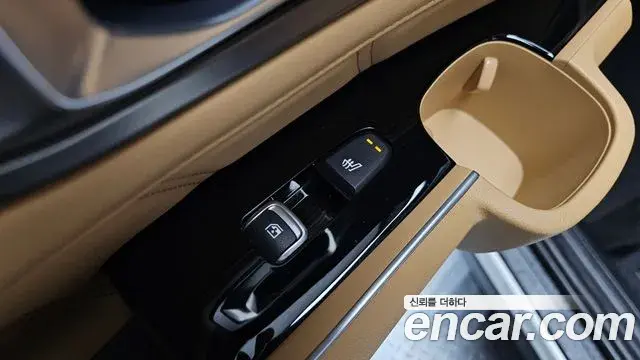Kia Sorento 2020 — ფოტო 19/20