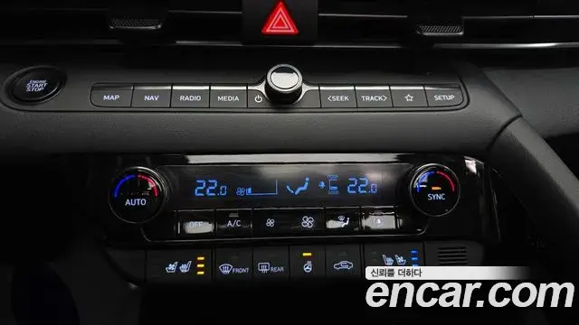 Hyundai The New Avante Hybrid 2021 — Photo 10/20