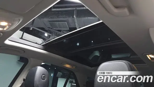 Mercedes-Benz GLE-Class 2022 — Photo 22/35
