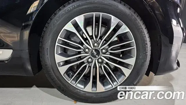 Kia The K9 2023 — Şəkil 29/31