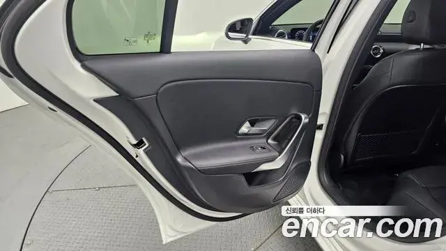 Mercedes-Benz A-Class 2025 — Şəkil 17/30