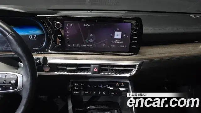 Kia K5 2020 — ფოტო 27/30