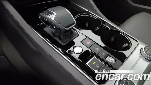 Volkswagen Touareg 2023 — Şəkil 1/20