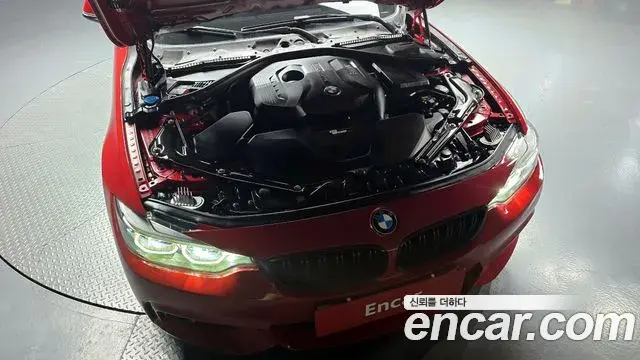 BMW 4 Series 2018 — Şəkil 11/20