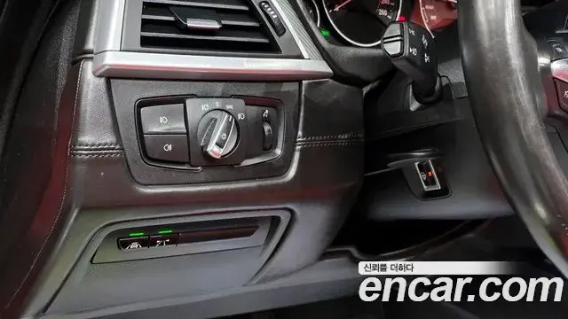 BMW 4 Series 2018 — Şəkil 10/20