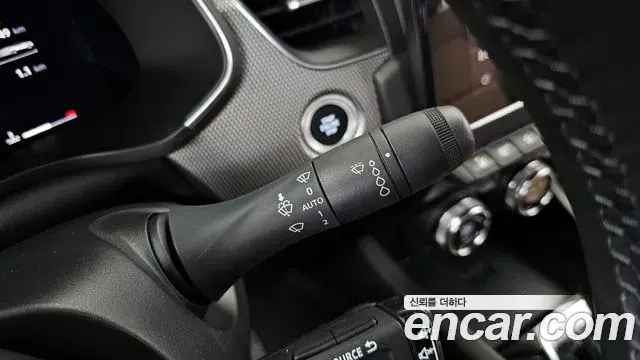 Renault Samsung Arkana 2025 — Photo 26/37