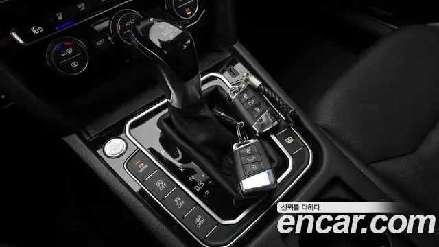 Volkswagen Arteon 2020 — Şəkil 17/31