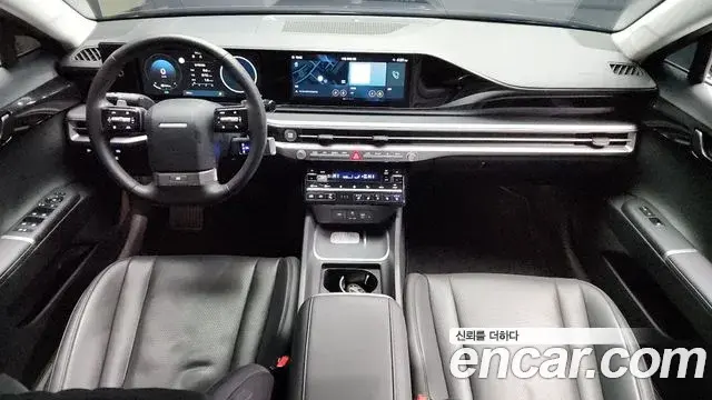 Hyundai Grandeur Hybrid 2023 — Photo 13/20