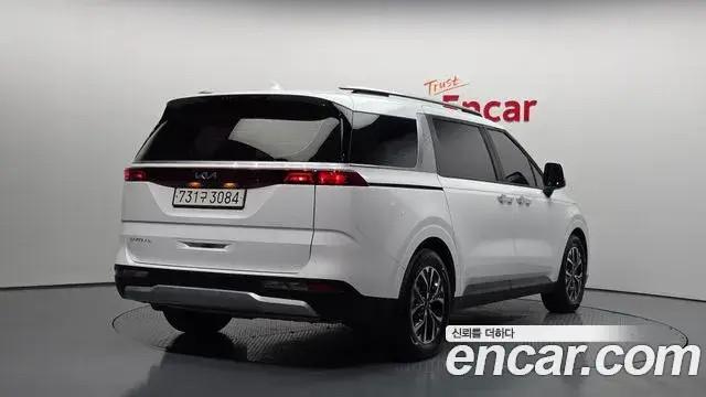 Kia Carnival, 2022