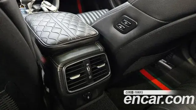 Genesis G70 2019 — ფოტო 6/20