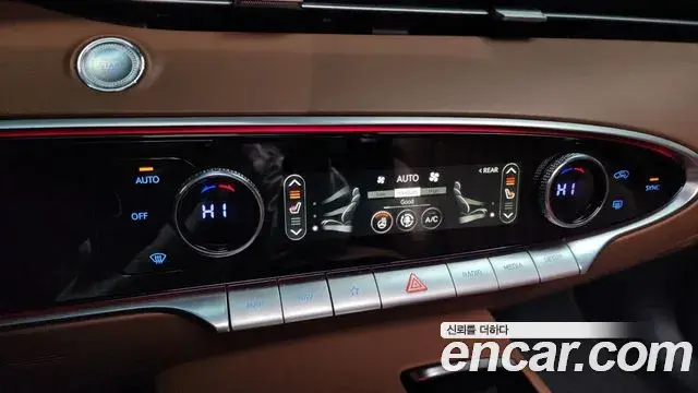 Genesis GV70 2022 — ფოტო 2/20