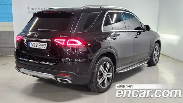 Mercedes-Benz GLE-Class 2020 — Şəkil 16/20