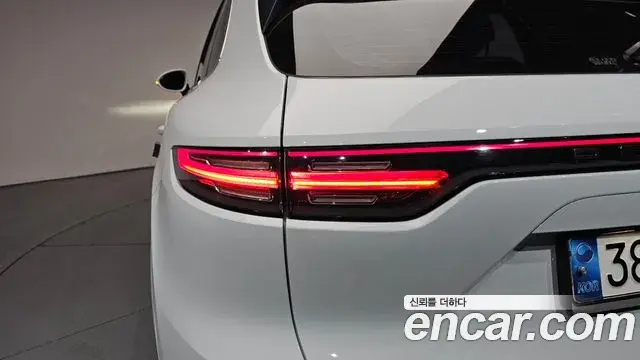 Porsche Cayenne 2021 — Şəkil 35/35
