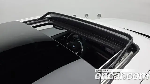 BMW 1 Series 2025 — Photo 9/36
