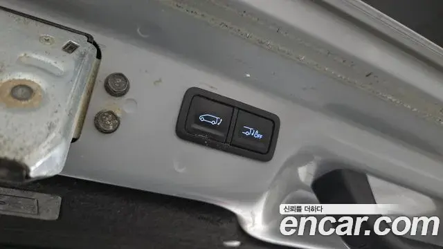 Hyundai Staria 2021 — ფოტო 17/20