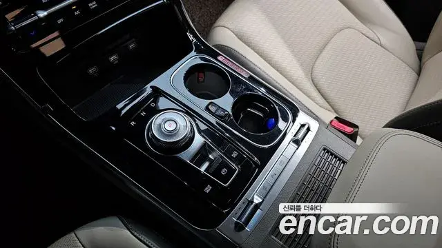 Kia Carnival 2021 — Фото 9/20
