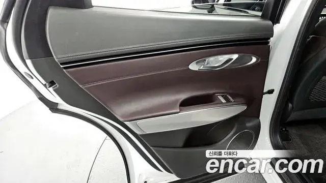 Genesis GV70 2024 — ფოტო 30/30