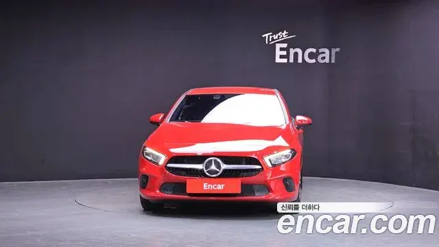 Mercedes-Benz A-Class 2019 — Şəkil 16/30