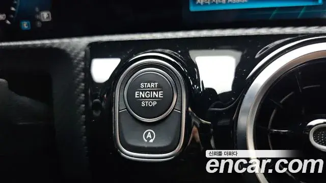 Mercedes-Benz A-Class 2019 — Şəkil 30/30
