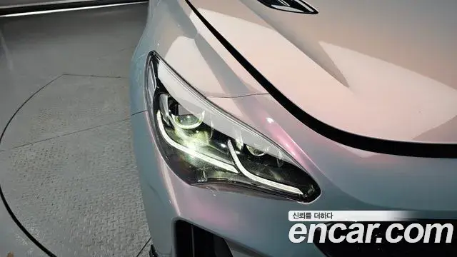 Kia Stinger Meister 2022 — Photo 35/37